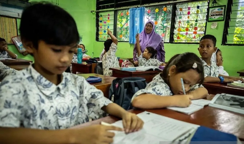 Polemik Pendidikan Nasional, FAKTA: Saatnya Reformasi Total Demi Masa Depan Anak Bangsa