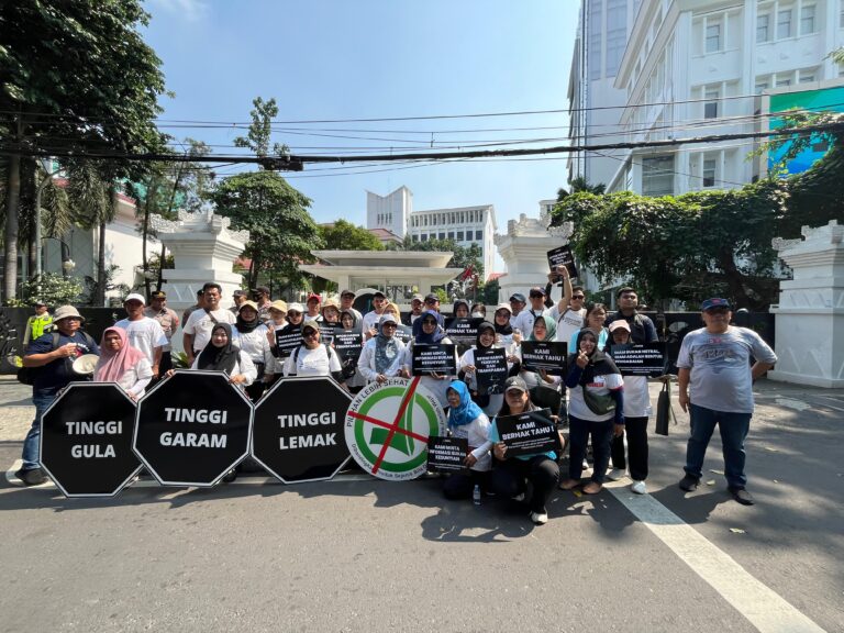 BPOM Didesak Tanggapi Penetapan Label Depan Kemasan.
